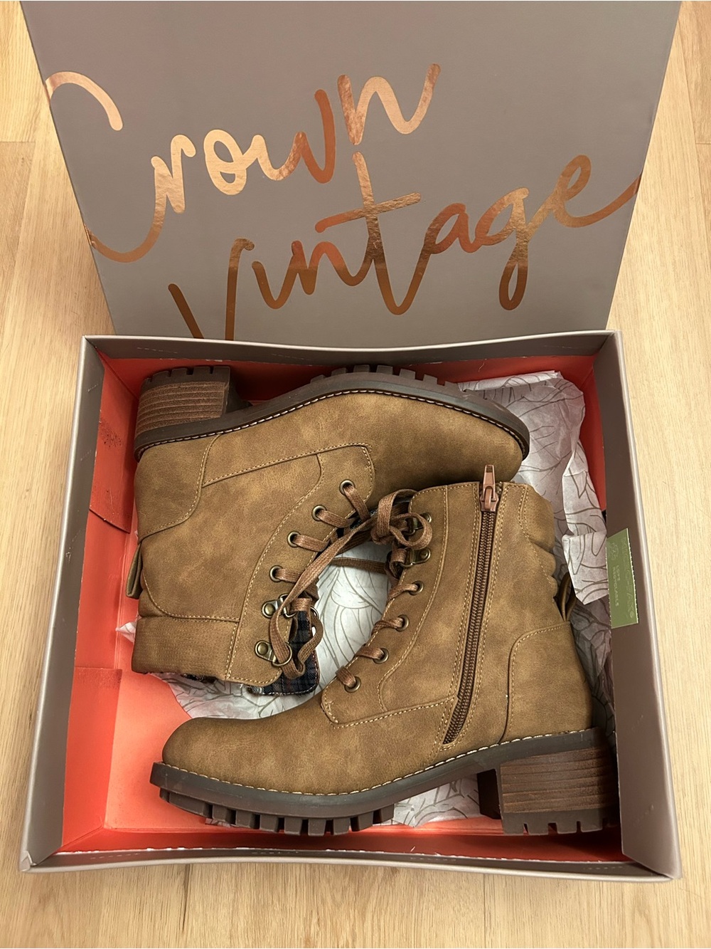 Crown Vintage Women's Tan Brown Lace-Up Ankle Boots with Side Zip